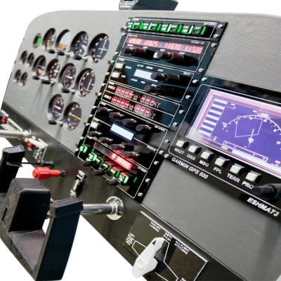 شبیه-ساز-هواپیما-سسنا-172-ایرانی-cessna 172 simulator panel1